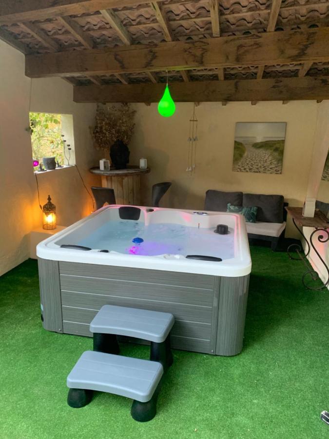 La Bulle Etoile Hotel Allegre Les Fumades Bagian luar foto